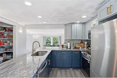 9 West Street, North Providence, RI 02904 - Photo 6