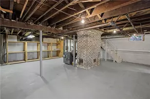 50 Longwood Ave, Providence, RI 02908 - Photo 32