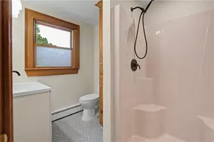 50 Longwood Ave, Providence, RI 02908 - Photo 22