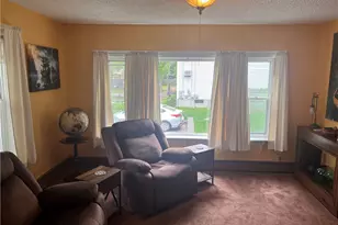 25 Earl St, Lincoln, RI 02865 - Photo 12