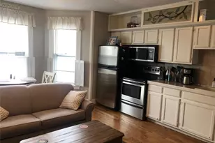 32 School St, Newport, RI 02840 - Photo 6