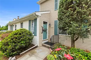 85 Governors Hill, West Warwick, RI 02893 - Photo 2