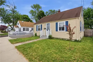 143 Balch St, Pawtucket, RI 02861 - Photo 20