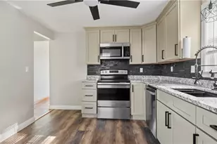 22 Balbo St, Pawtucket, RI 02860 - Photo 4