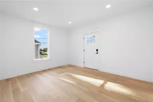 7 Sheffield Ave, Newport, RI 02840 - Photo 6