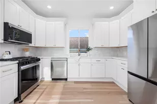 7 Sheffield Ave, Newport, RI 02840 - Photo 32