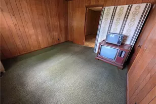 110 Petteys Ave, Providence, RI 02909 - Photo 22