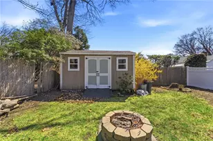9 Tophill Cir, Cranston, RI 02920 - Photo 46