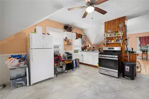 54 Barton St, Providence, RI 02909 - Photo 22