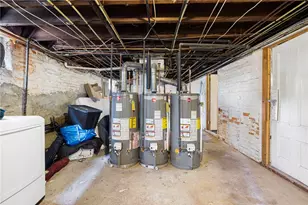 54 Barton St, Providence, RI 02909 - Photo 28
