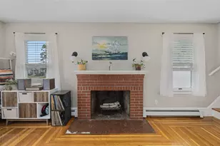25 Farm St, Cranston, RI 02920 - Photo 6
