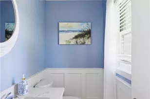 61 Clinton St, Newport, RI 02840 - Photo 14