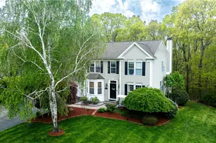 115 Castle Rock Rd, Warwick, RI 02886 - Photo 2