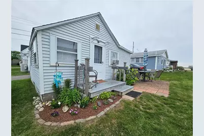 854 Matunuck Beach Road, South Kingstown, RI 02879 - Photo 2
