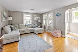 62 Gardiner Ave, East Providence, RI 02914 - Photo 4