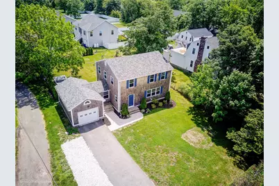 523 Bristol Ferry Road, Portsmouth, RI 02871 - Photo 2