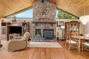 77 Cherry Hill Rd, Johnston, RI 02919 - Photo 8