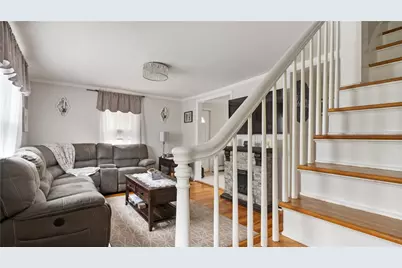 162 Thatcher Street, East Providence, RI 02916 - Photo 8