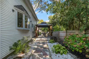84 Hickory Dr, East Greenwich, RI 02818 - Photo 44