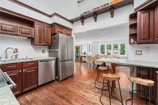 84 Hickory Dr, East Greenwich, RI 02818 - Photo 10