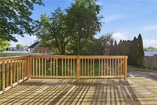 61 Rose Hill Dr, Cranston, RI 02920 - Photo 32