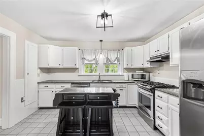 46 North Country Club Drive, Warwick, RI 02888 - Photo 10