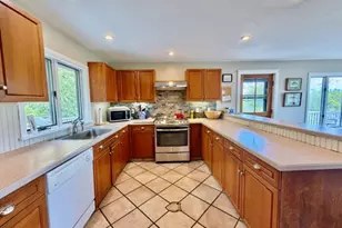 1222 Cooneymus Rd, Block Island, RI 02807 - Photo 10
