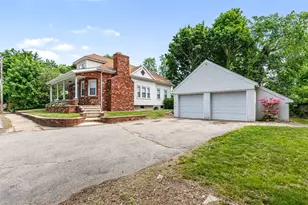 70 Tucker Ave, Cranston, RI 02905 - Photo 38