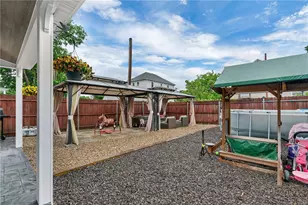 170 Quarry St, East Providence, RI 02914 - Photo 32