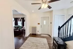 27 Cliffdale Ave, Cranston, RI 02905 - Photo 6