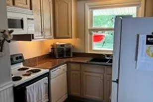 40 Kingsland Ct Ct, Charlestown, RI 02813 - Photo 6