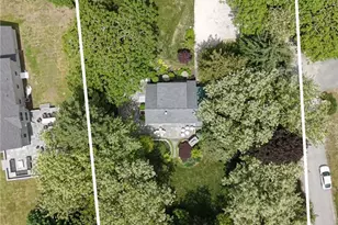 2 Scull St, Jamestown, RI 02835 - Photo 18