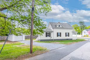 990 Pawtucket Ave, East Providence, RI 02916 - Photo 2