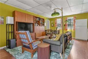 19 Hardwick St, Cumberland, RI 02864 - Photo 6