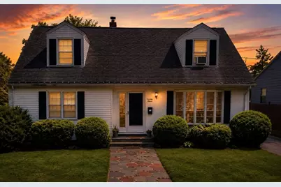 77 Minto Street, Providence, RI 02908 - Photo 2