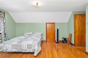 77 Minto St, Providence, RI 02908 - Photo 12