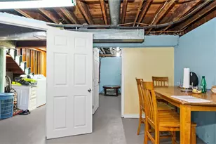 77 Minto St, Providence, RI 02908 - Photo 32