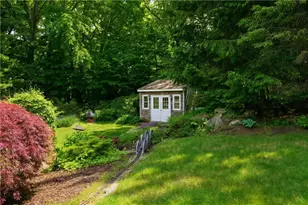 8 Ledgemont Dr, Lincoln, RI 02865 - Photo 36