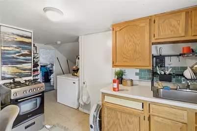 46 Lilac Street, Pawtucket, RI 02860 - Photo 18