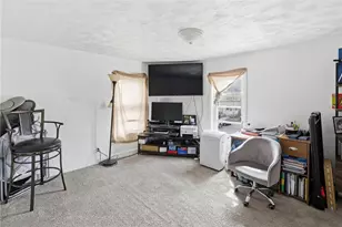 46 Lilac St, Pawtucket, RI 02860 - Photo 12