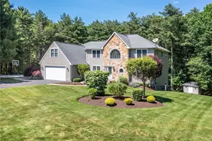 5 Weymouth Ln, Coventry, RI 02816 - Photo 2