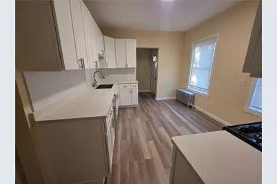 28 Carver Street, Pawtucket, RI 02860 - Photo 6
