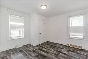150 N Bend St, Pawtucket, RI 02860 - Photo 10