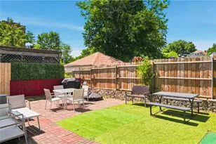 221 Early St, Providence, RI 02907 - Photo 4