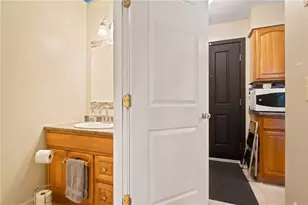 221 Early St, Providence, RI 02907 - Photo 20
