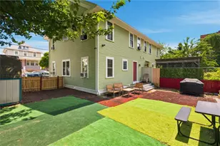 221 Early St, Providence, RI 02907 - Photo 2