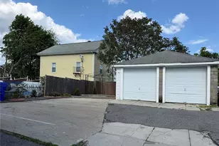 77 Julian St, Providence, RI 02909 - Photo 2