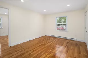 370 Montgomery Ave, Cranston, RI 02905 - Photo 8