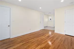 370 Montgomery Ave, Cranston, RI 02905 - Photo 10