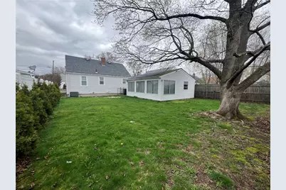 7 Bella Avenue, Pawtucket, RI 02861 - Photo 14